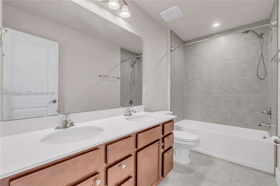 For Rent: $3,100 (4 beds, 3 baths, 0 Square Feet)