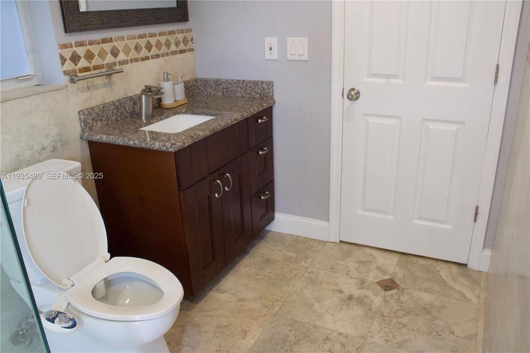 待售: $889,999 (4 贝兹, 3 浴室, 3017 平方英尺)