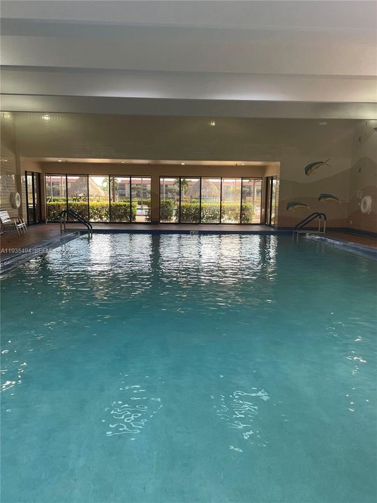 For Sale: $245,000 (2 beds, 2 baths, 1100 Square Feet)