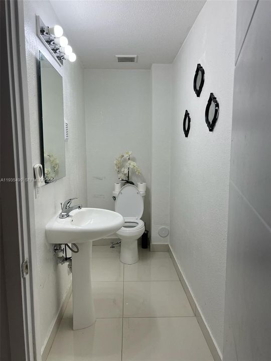 待售: $420,000 (4 贝兹, 3 浴室, 1434 平方英尺)