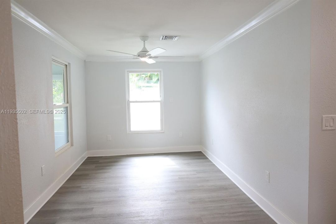 待售: $359,800 (3 贝兹, 2 浴室, 1308 平方英尺)