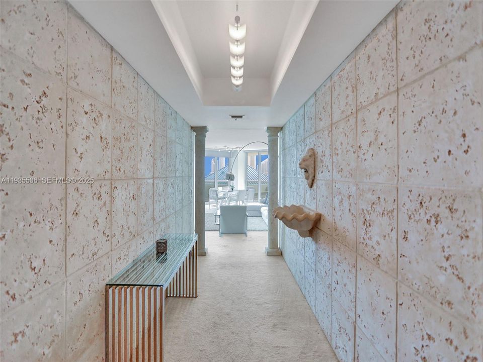 For Sale: $950,000 (3 beds, 3 baths, 2130 Square Feet)