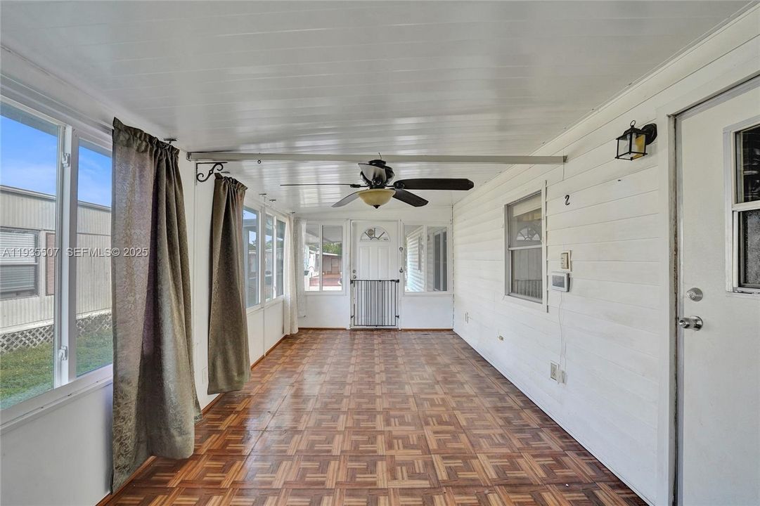 En Venta: $170,000 (2 camas, 2 baños, 961 Pies cuadrados)