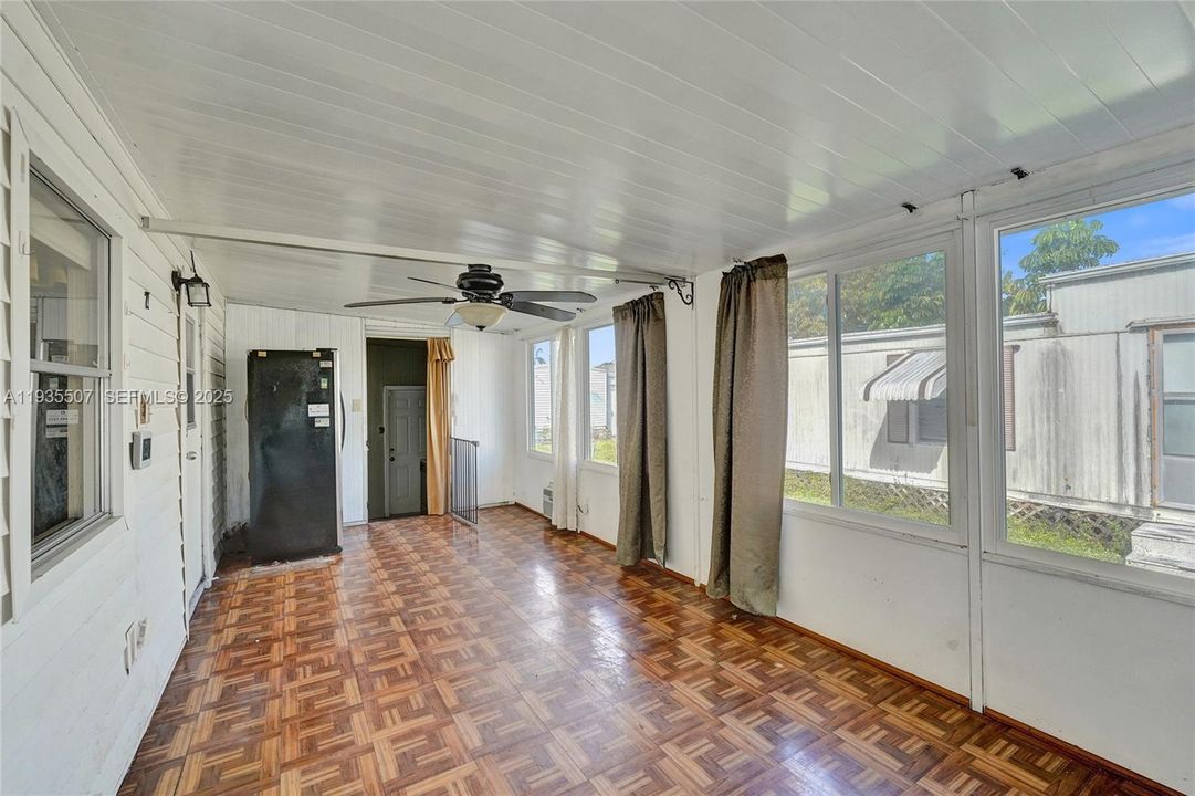 En Venta: $170,000 (2 camas, 2 baños, 961 Pies cuadrados)