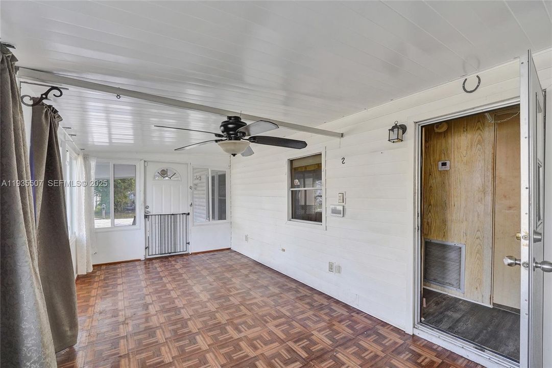 En Venta: $170,000 (2 camas, 2 baños, 961 Pies cuadrados)