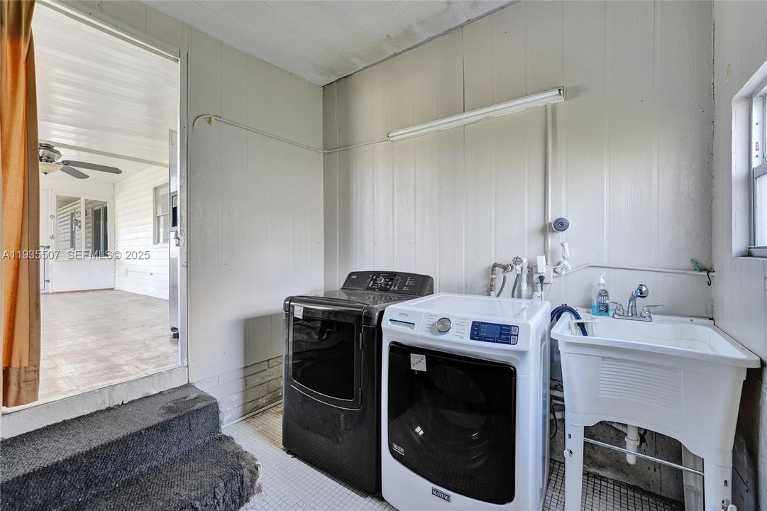 En Venta: $170,000 (2 camas, 2 baños, 961 Pies cuadrados)