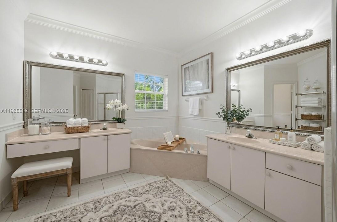 For Sale: $795,000 (5 beds, 3 baths, 2951 Square Feet)