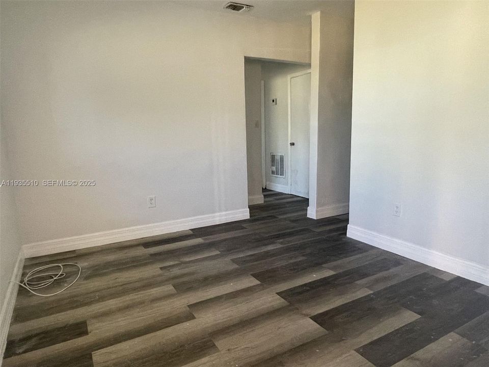 En Renta: $1,500 (1 camas, 1 baños, 3164 Pies cuadrados)