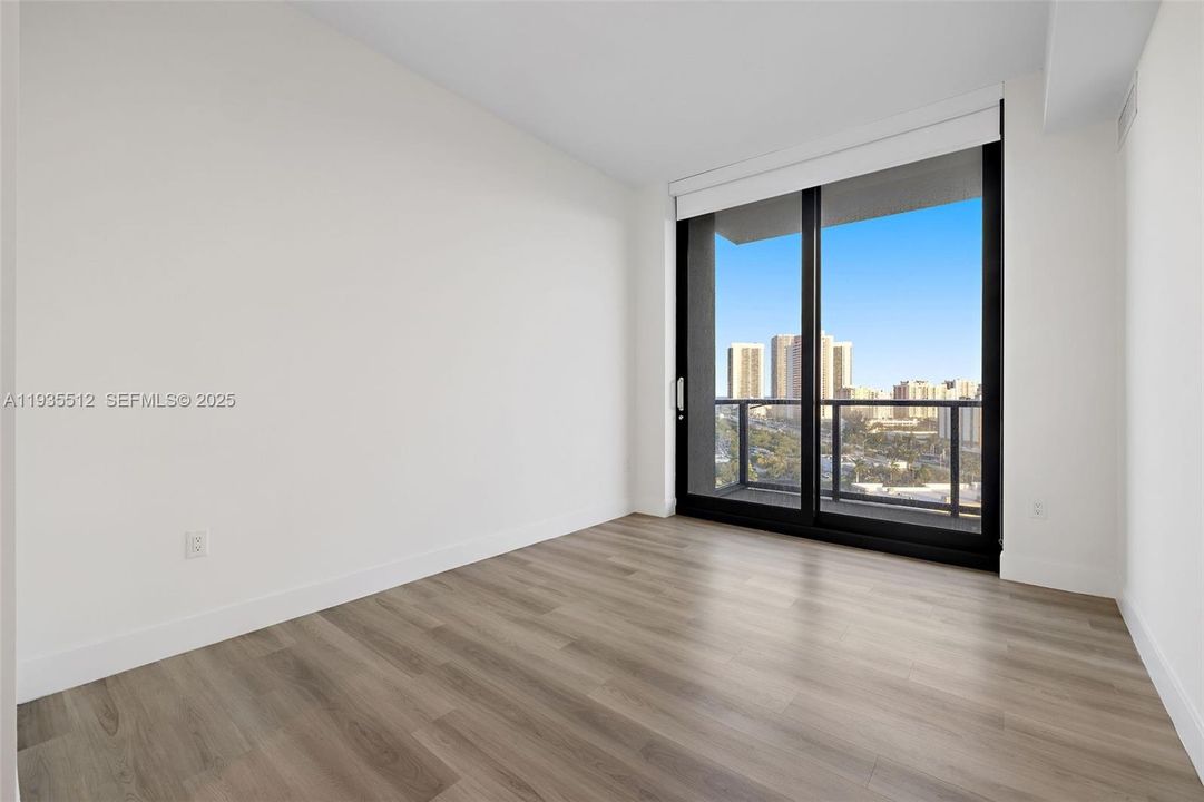 For Rent: $4,137 (2 beds, 2 baths, 1264 Square Feet)