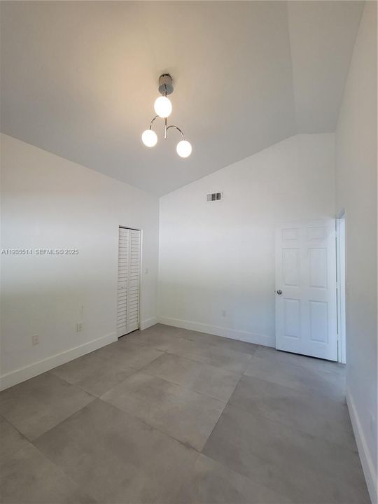 For Sale: $515,000 (3 beds, 2 baths, 1166 Square Feet)