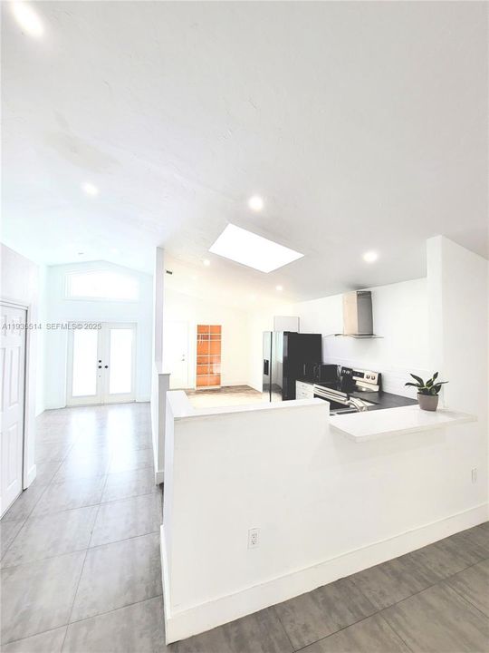 For Sale: $515,000 (3 beds, 2 baths, 1166 Square Feet)