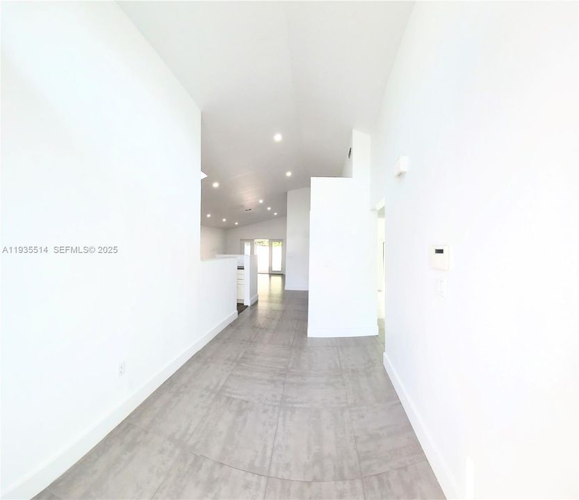 For Sale: $515,000 (3 beds, 2 baths, 1166 Square Feet)