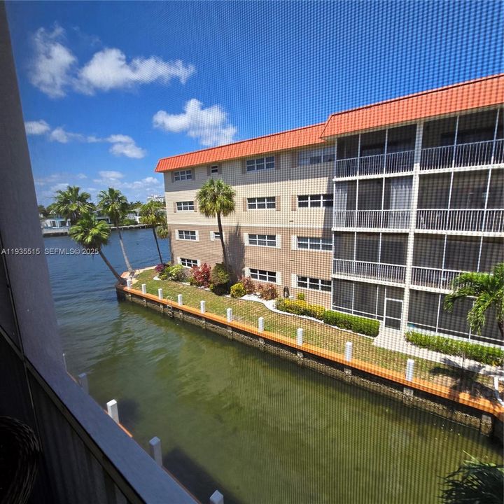 En Renta: $3,000 (2 camas, 2 baños, 1010 Pies cuadrados)