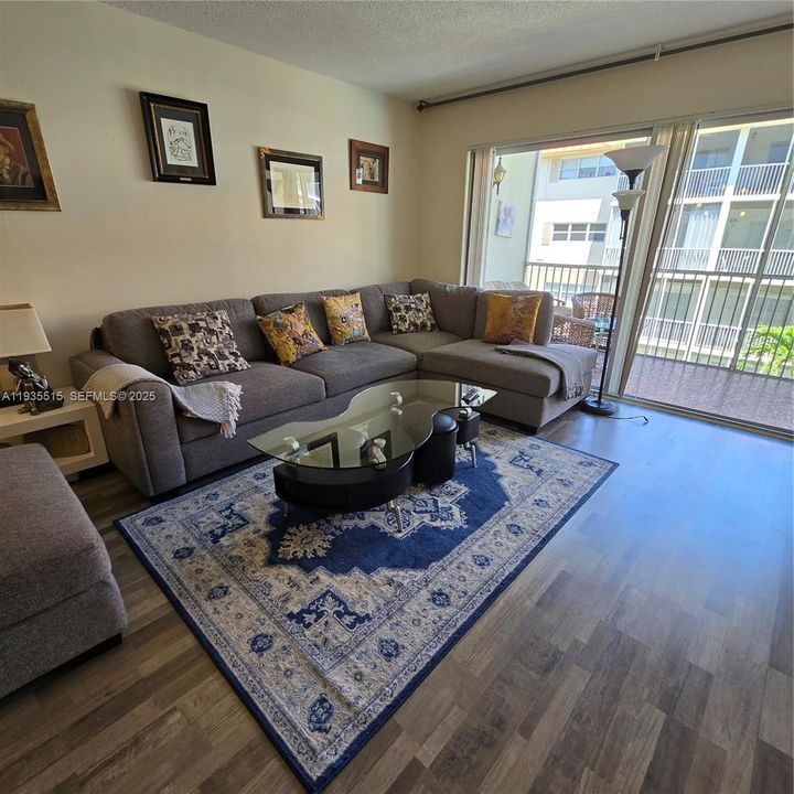 En Renta: $3,000 (2 camas, 2 baños, 1010 Pies cuadrados)