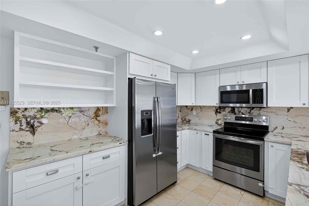 For Rent: $6,200 (3 beds, 3 baths, 1624 Square Feet)