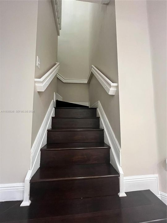 For Rent: $3,800 (3 beds, 2 baths, 1579 Square Feet)