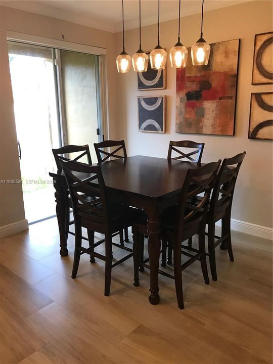 For Rent: $3,800 (3 beds, 2 baths, 1579 Square Feet)