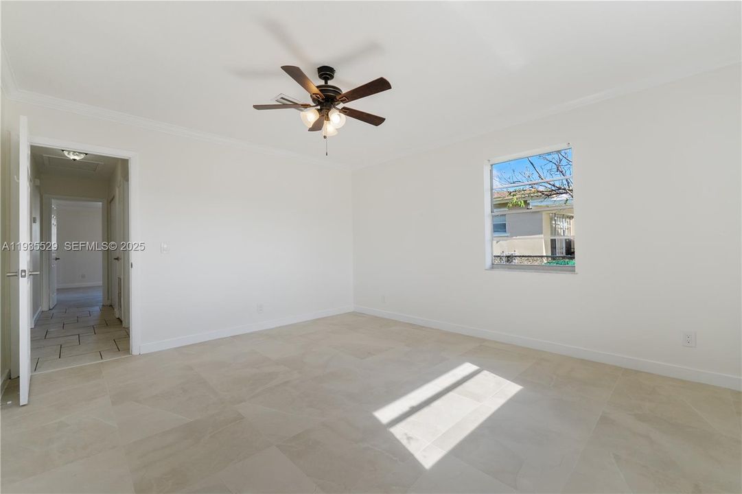 For Rent: $3,250 (2 beds, 2 baths, 1700 Square Feet)