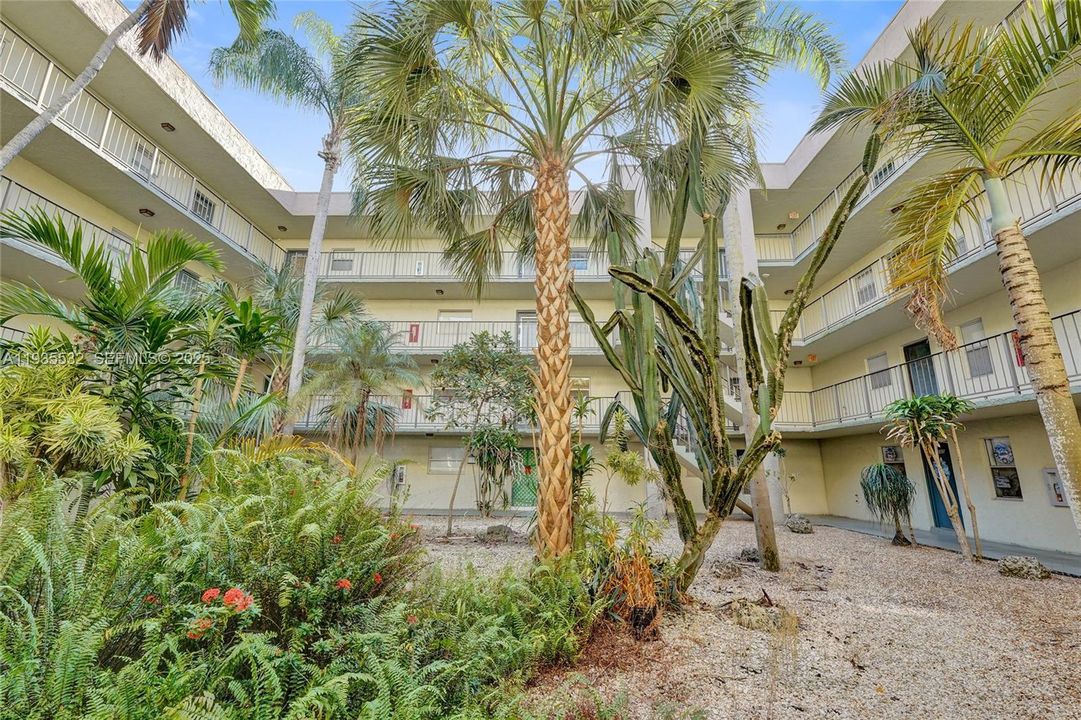 En Venta: $110,000 (2 camas, 2 baños, 1000 Pies cuadrados)