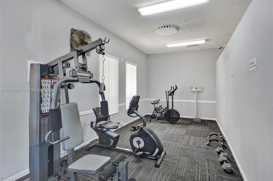 En Venta: $110,000 (2 camas, 2 baños, 1000 Pies cuadrados)