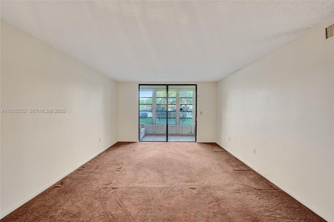 En Venta: $110,000 (2 camas, 2 baños, 1000 Pies cuadrados)