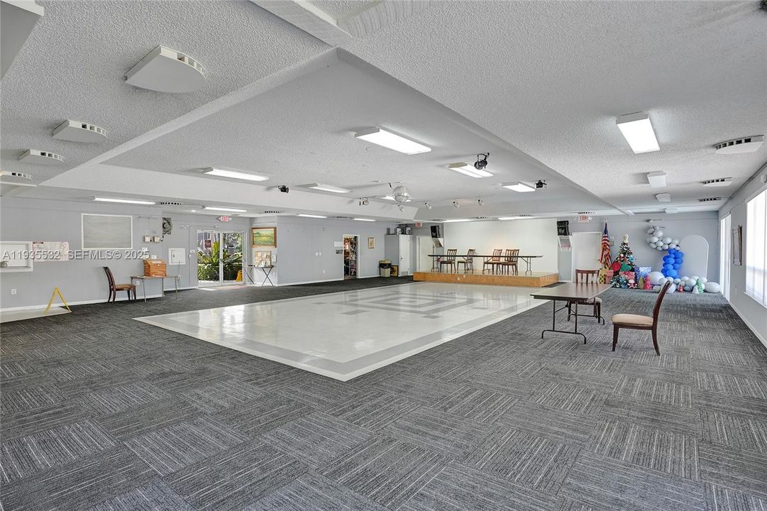 En Venta: $110,000 (2 camas, 2 baños, 1000 Pies cuadrados)