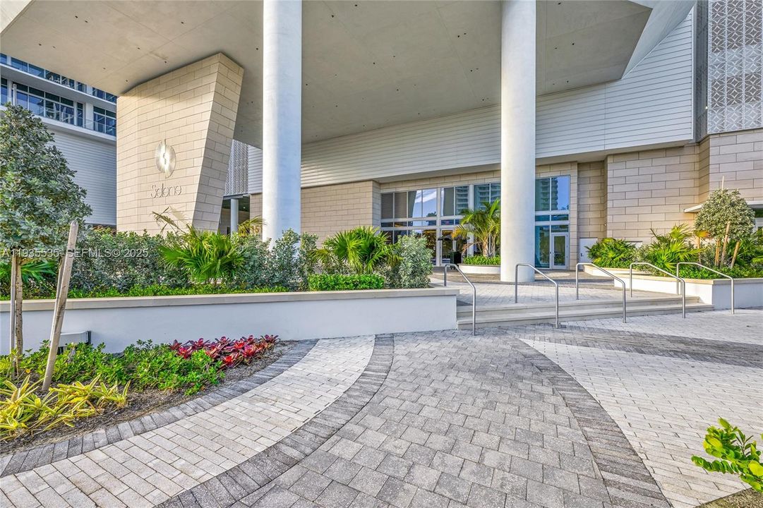 В аренду: $29,500 (3 спален, 4 ванн, 0 Квадратных фут)