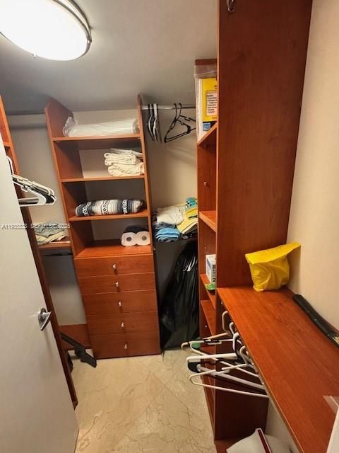 For Rent: $3,250 (2 beds, 2 baths, 1274 Square Feet)