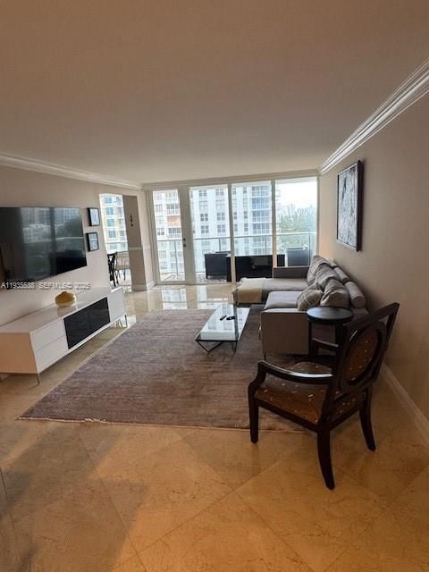 For Rent: $3,250 (2 beds, 2 baths, 1274 Square Feet)