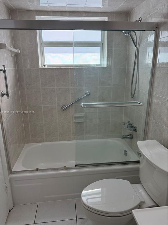 出租: $1,800 (1 贝兹, 1 浴室, 684 平方英尺)