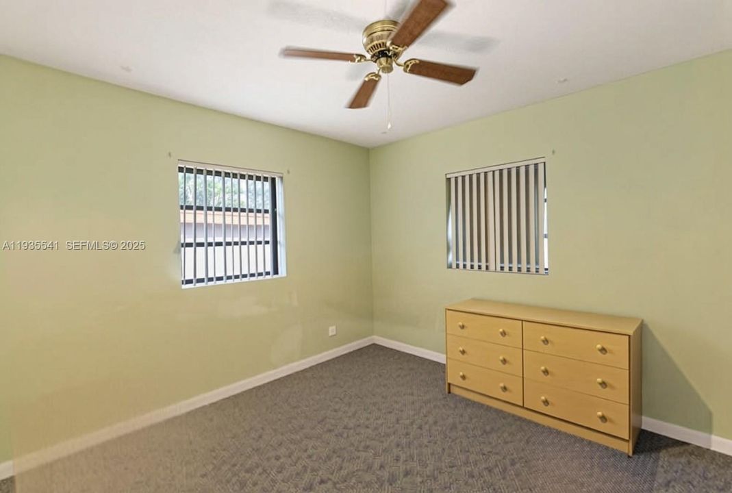 En Venta: $399,000 (3 camas, 1 baños, 1310 Pies cuadrados)