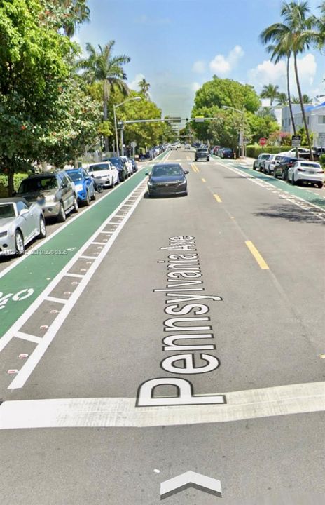 出租: $1,800 (0 贝兹, 1 浴室, 446 平方英尺)