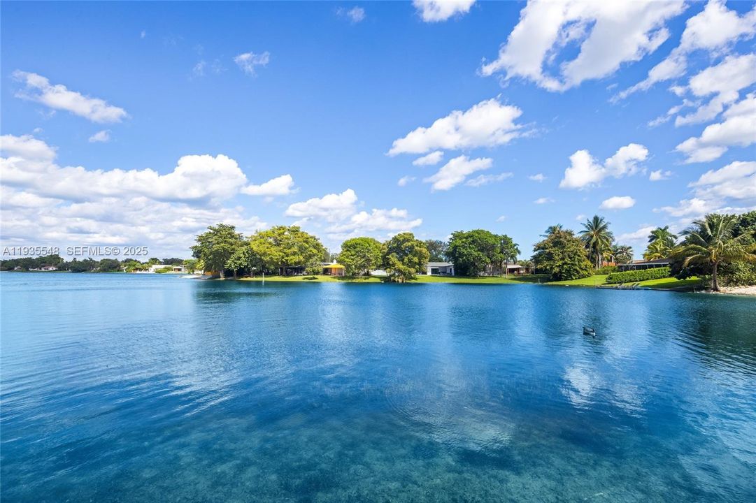 En Venta: $2,325,000 (4 camas, 3 baños, 2849 Pies cuadrados)