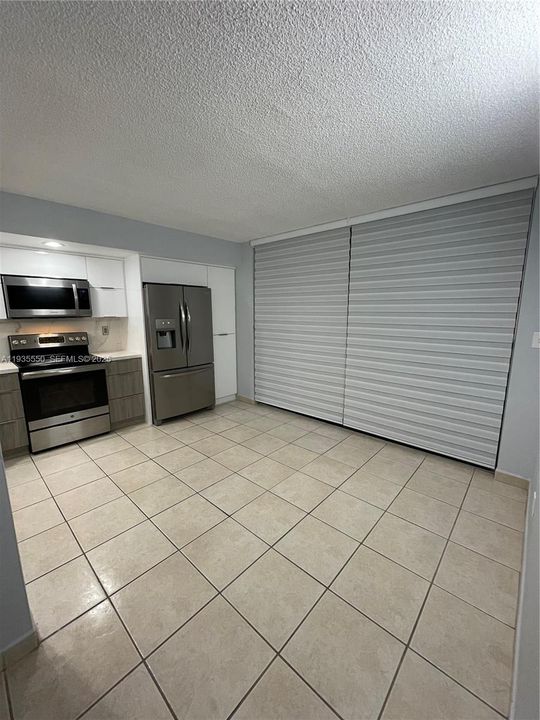 En Renta: $2,700 (3 camas, 2 baños, 1040 Pies cuadrados)