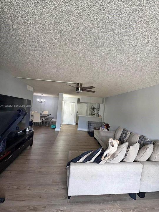 出租: $2,850 (3 贝兹, 2 浴室, 1660 平方英尺)