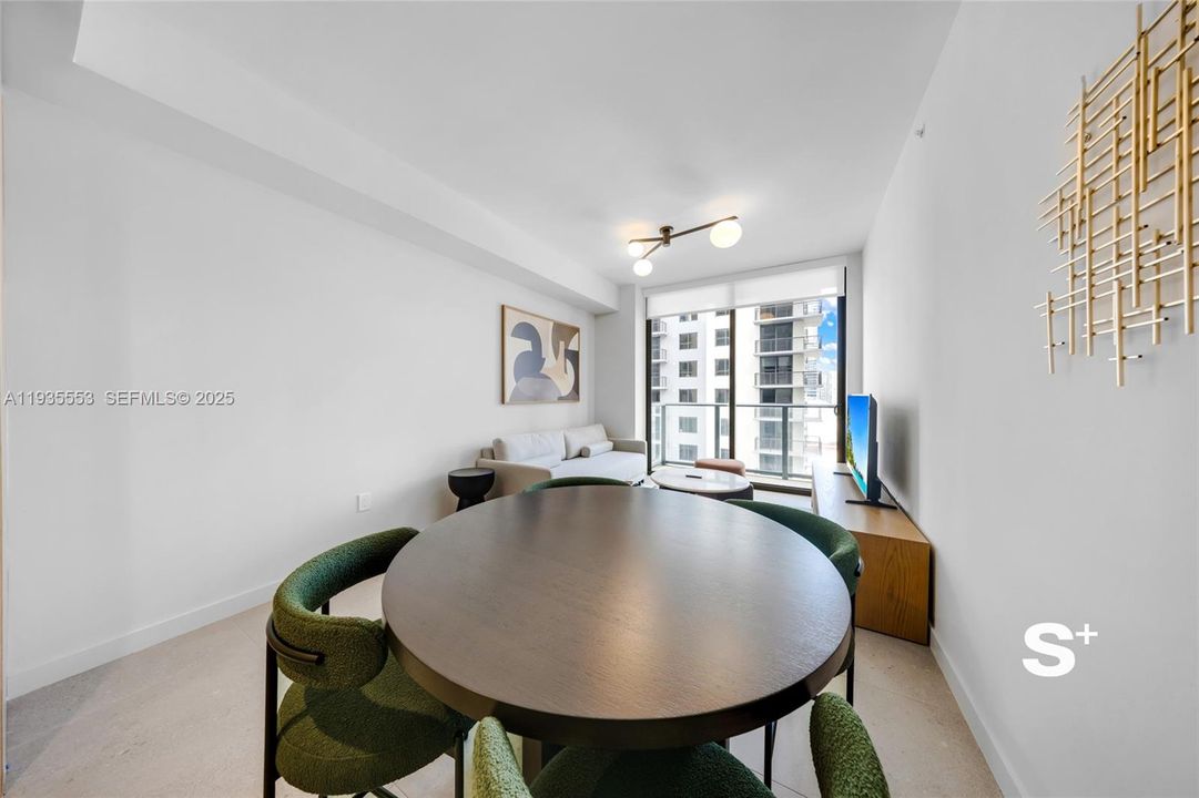 В аренду: $3,200 (1 спален, 1 ванн, 600 Квадратных фут)