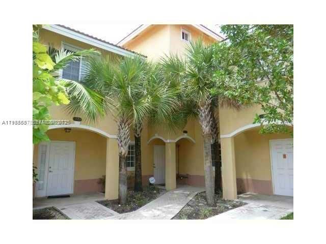 出租: $2,400 (3 贝兹, 2 浴室, 1123 平方英尺)