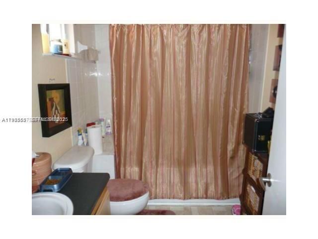 出租: $2,400 (3 贝兹, 2 浴室, 1123 平方英尺)