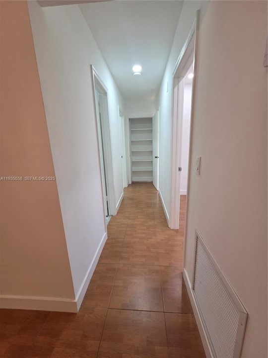 В аренду: $2,550 (3 спален, 2 ванн, 999 Квадратных фут)