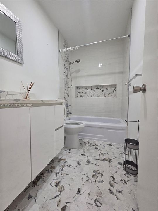 В аренду: $2,550 (3 спален, 2 ванн, 999 Квадратных фут)