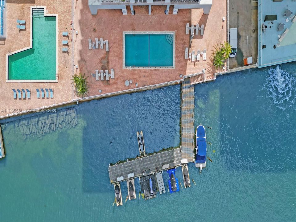 En Venta: $499,000 (1 camas, 1 baños, 940 Pies cuadrados)