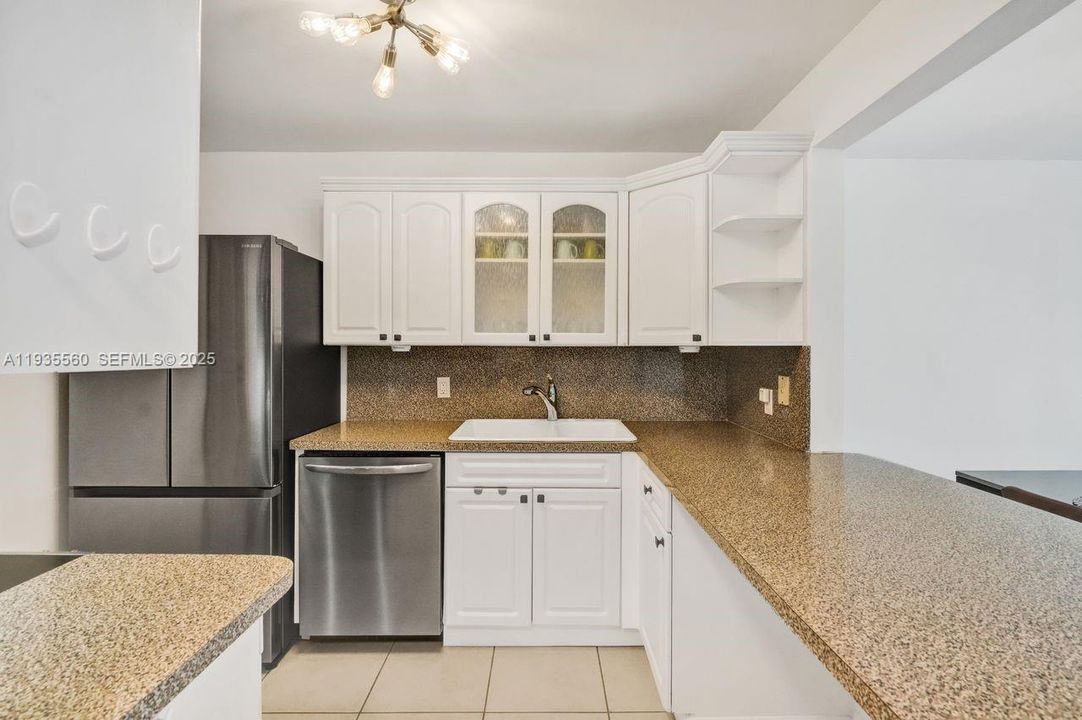 En Venta: $499,000 (1 camas, 1 baños, 940 Pies cuadrados)