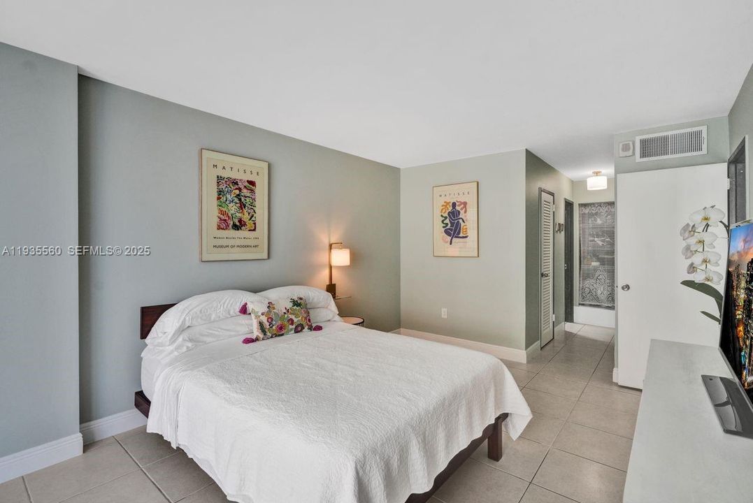 En Venta: $499,000 (1 camas, 1 baños, 940 Pies cuadrados)