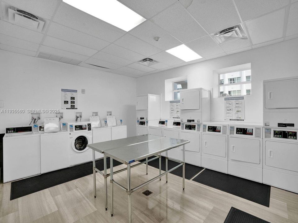 En Venta: $499,000 (1 camas, 1 baños, 940 Pies cuadrados)