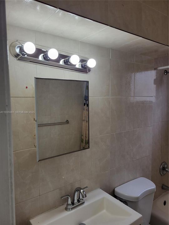 En Renta: $2,600 (3 camas, 2 baños, 1282 Pies cuadrados)