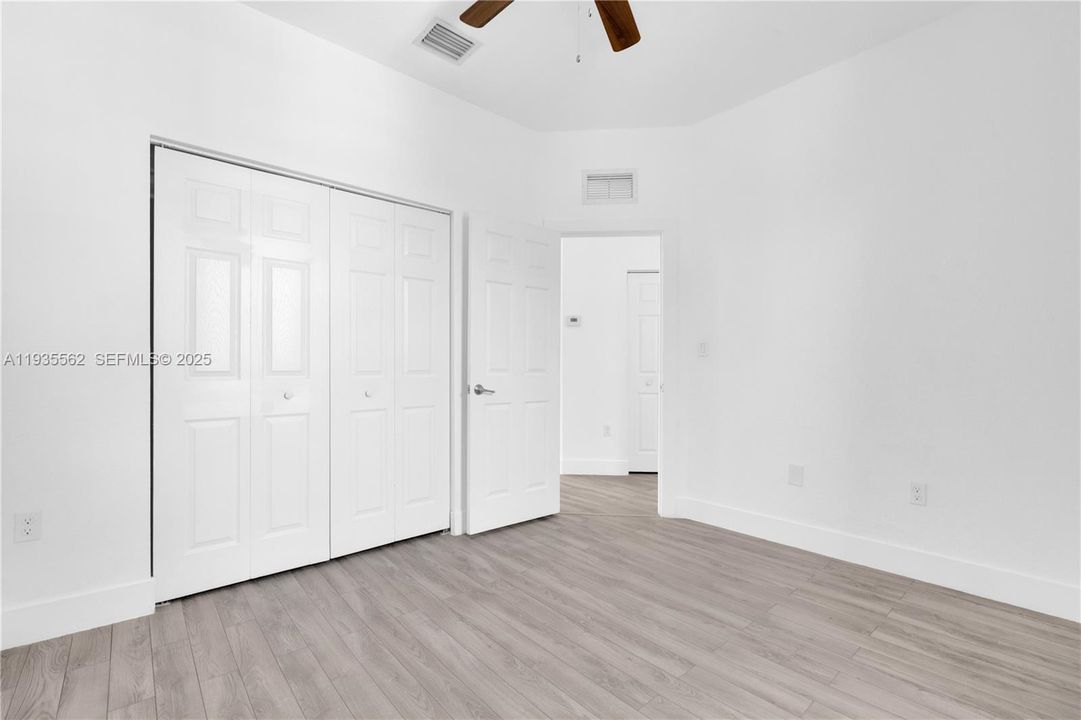 В аренду: $3,000 (3 спален, 2 ванн, 1741 Квадратных фут)