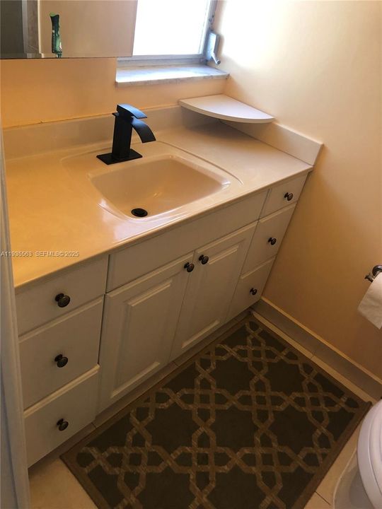 В аренду: $2,200 (2 спален, 2 ванн, 1092 Квадратных фут)