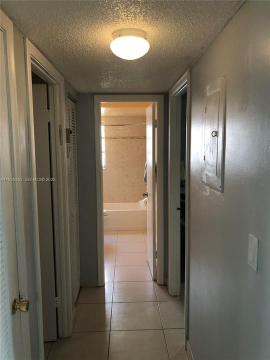 В аренду: $2,200 (2 спален, 2 ванн, 1092 Квадратных фут)