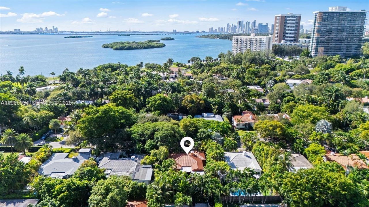 For Rent: $4,250 (2 beds, 1 baths, 1334 Square Feet)