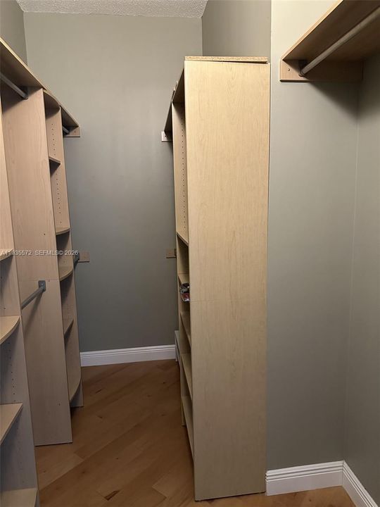 待售: $860,000 (4 贝兹, 3 浴室, 2116 平方英尺)